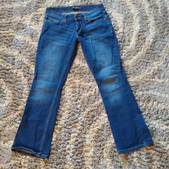 Levi's Jeans - Picture 2 of 6